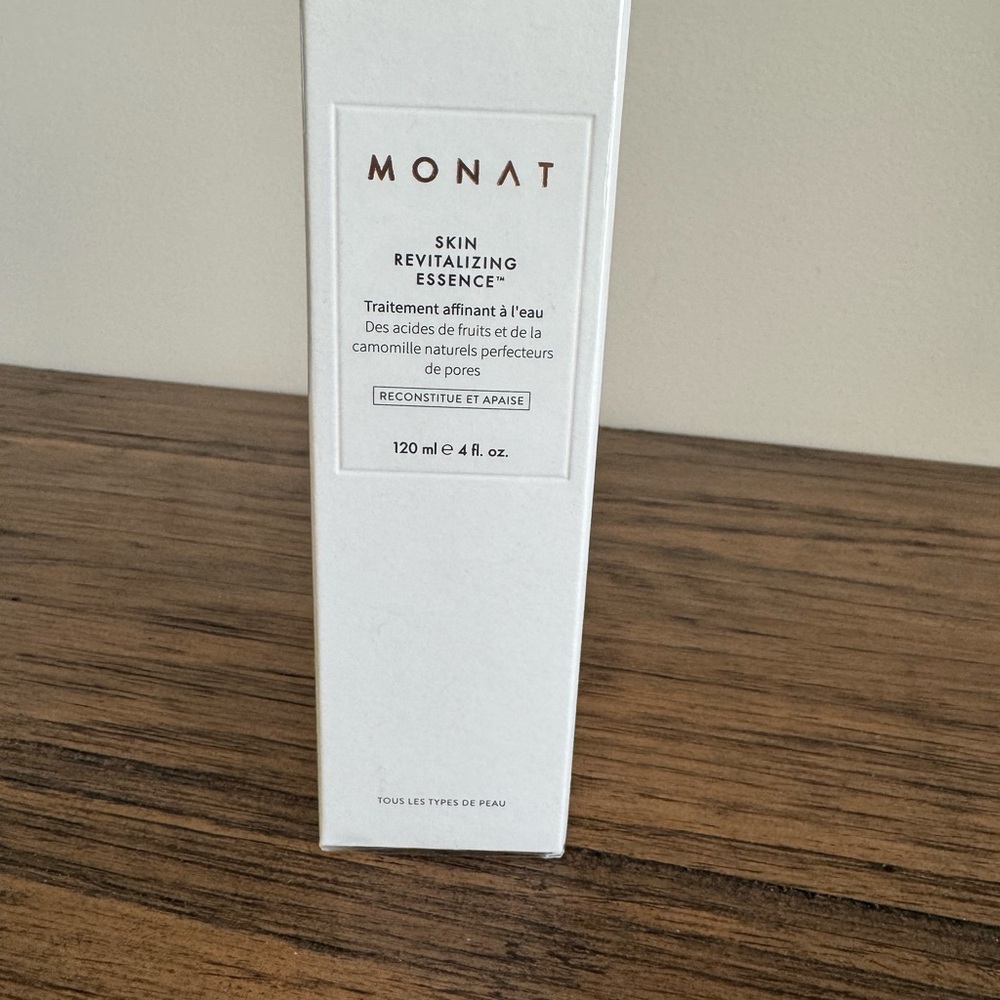Monat Skin Revitalizing Toner